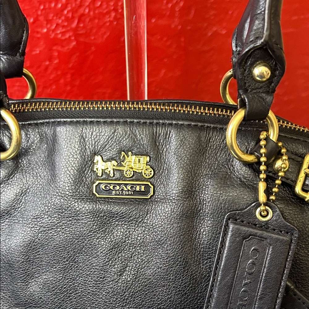Coach Black Leather Shoulder Bag - Picture 3 of 13